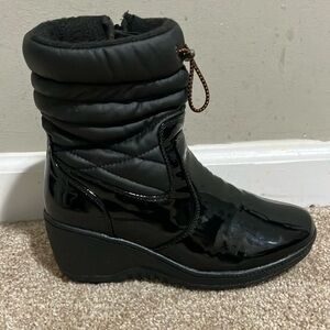 Black Quilted Ankle Boots with Wedge Heel